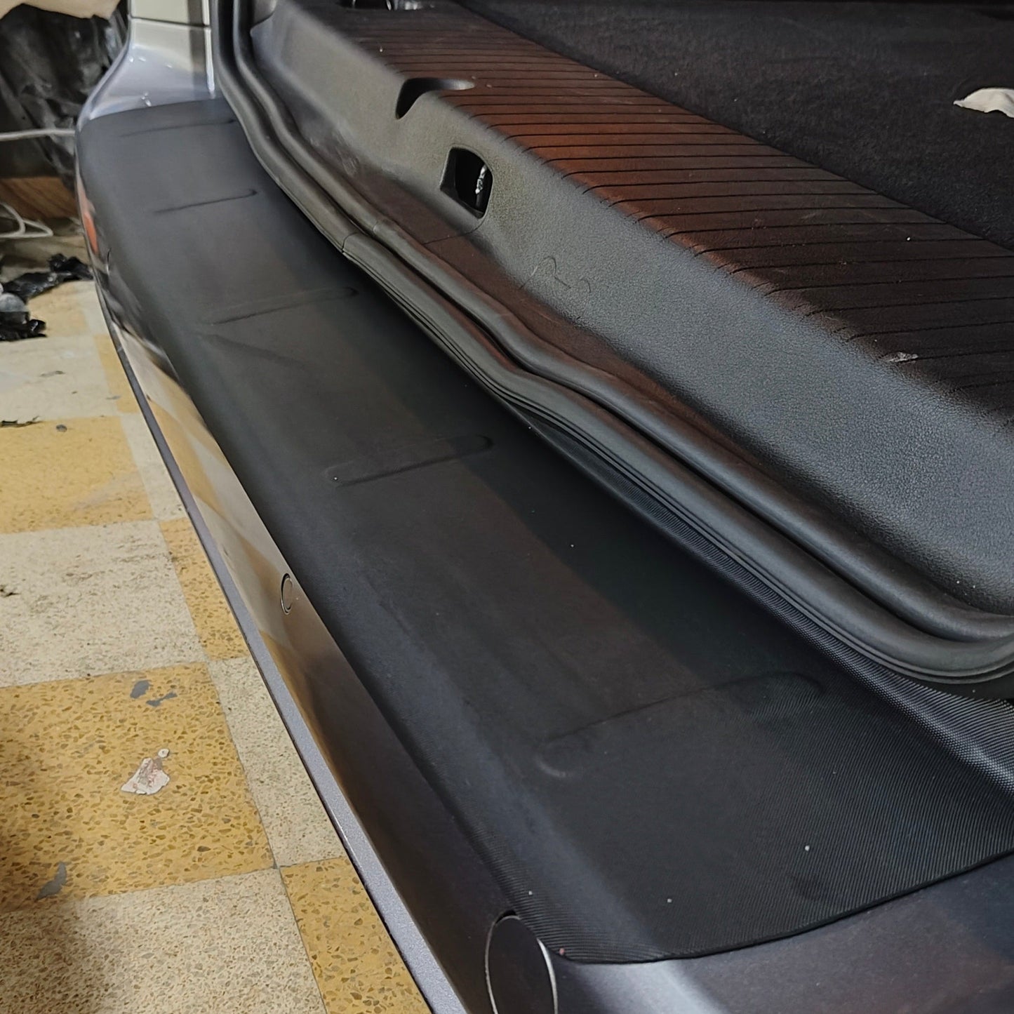 قطعة حماية البارشوك الخلفي